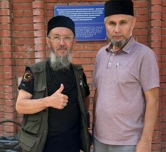 На передовой атеистов нет, каждый верует
