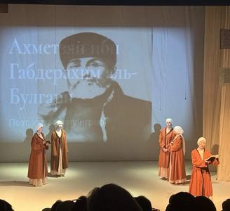 Студенты Исламского колледжа прикоснулись к наследию Габдрахима Утыз Имяни на сцене театра «Нур»
