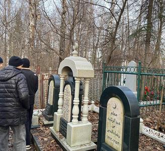 Экскурсия: Посещение могилы Ризаэтдина Фахретдина