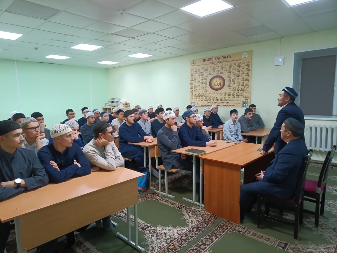 Встреча с муфтиями из Сибири: Укрепление межрегиональных связей и духовного наследия